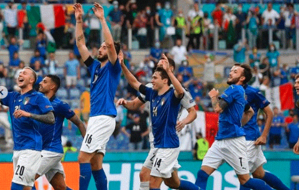 IZNENAĐENJE U POSLEDNJEM KOLU A GRUPE: Švajcarska poslala Tursku kući, Italija sa tri pobede ide dalje, Vels u osmini finala! 


